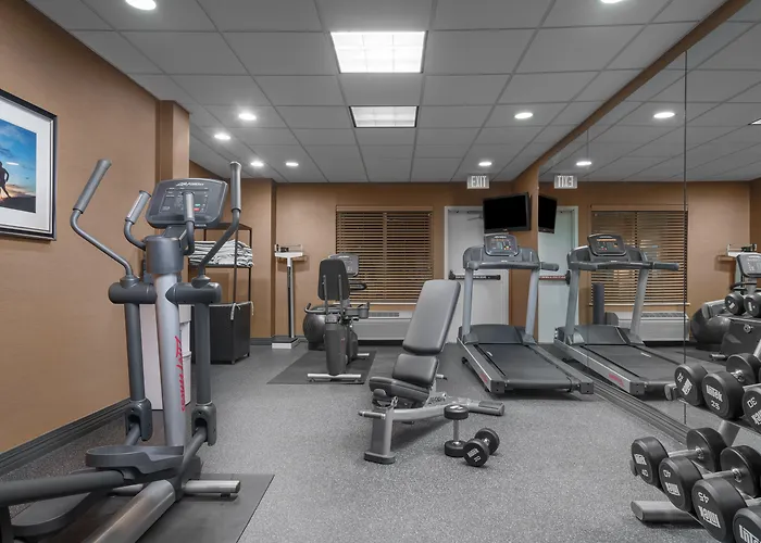 Holiday Inn Express Hotel & Suites Ames By Ihg