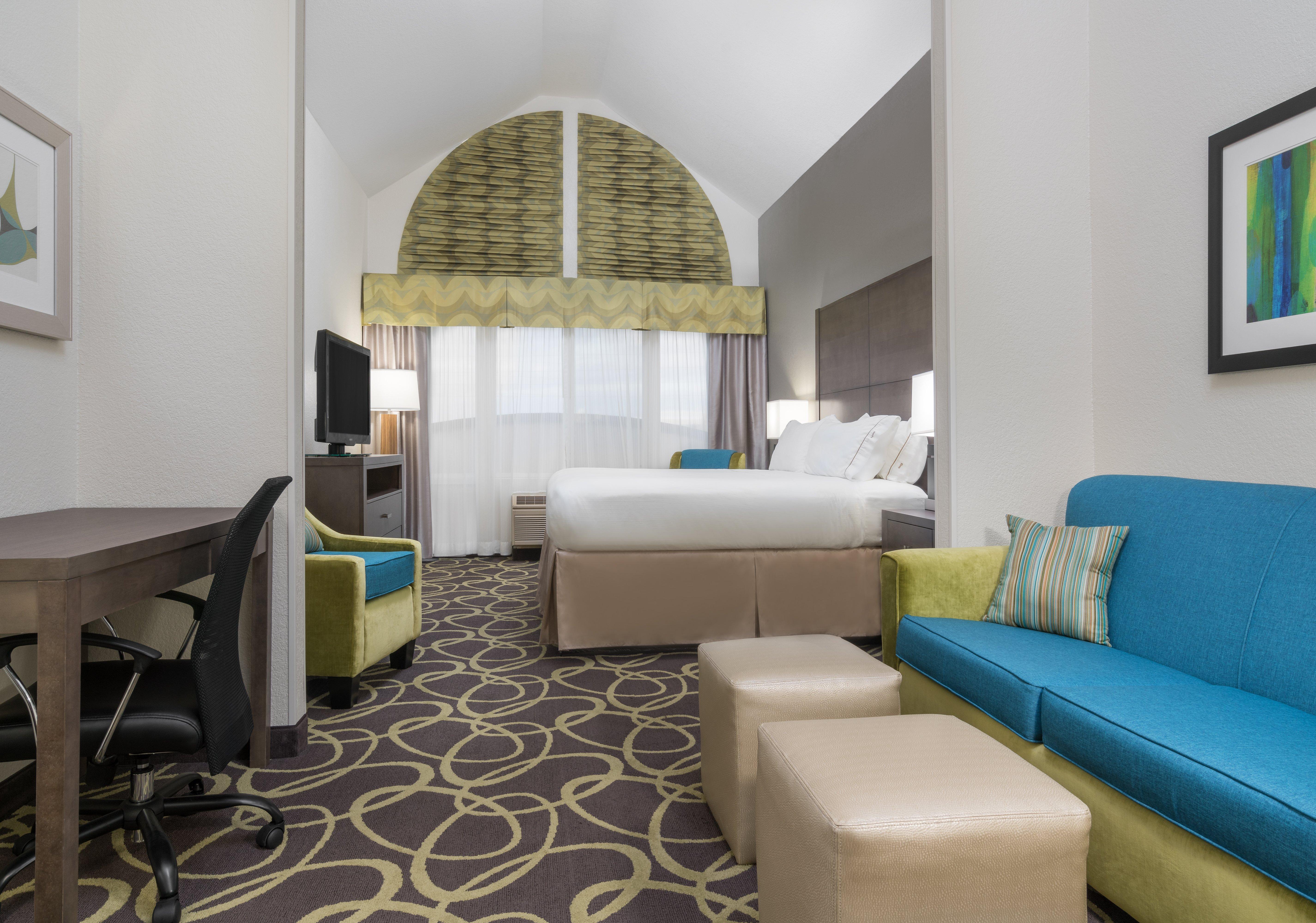Express & By Ihg 3*
