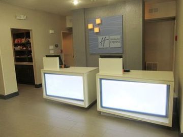 Express & By Ihg 3* Ames