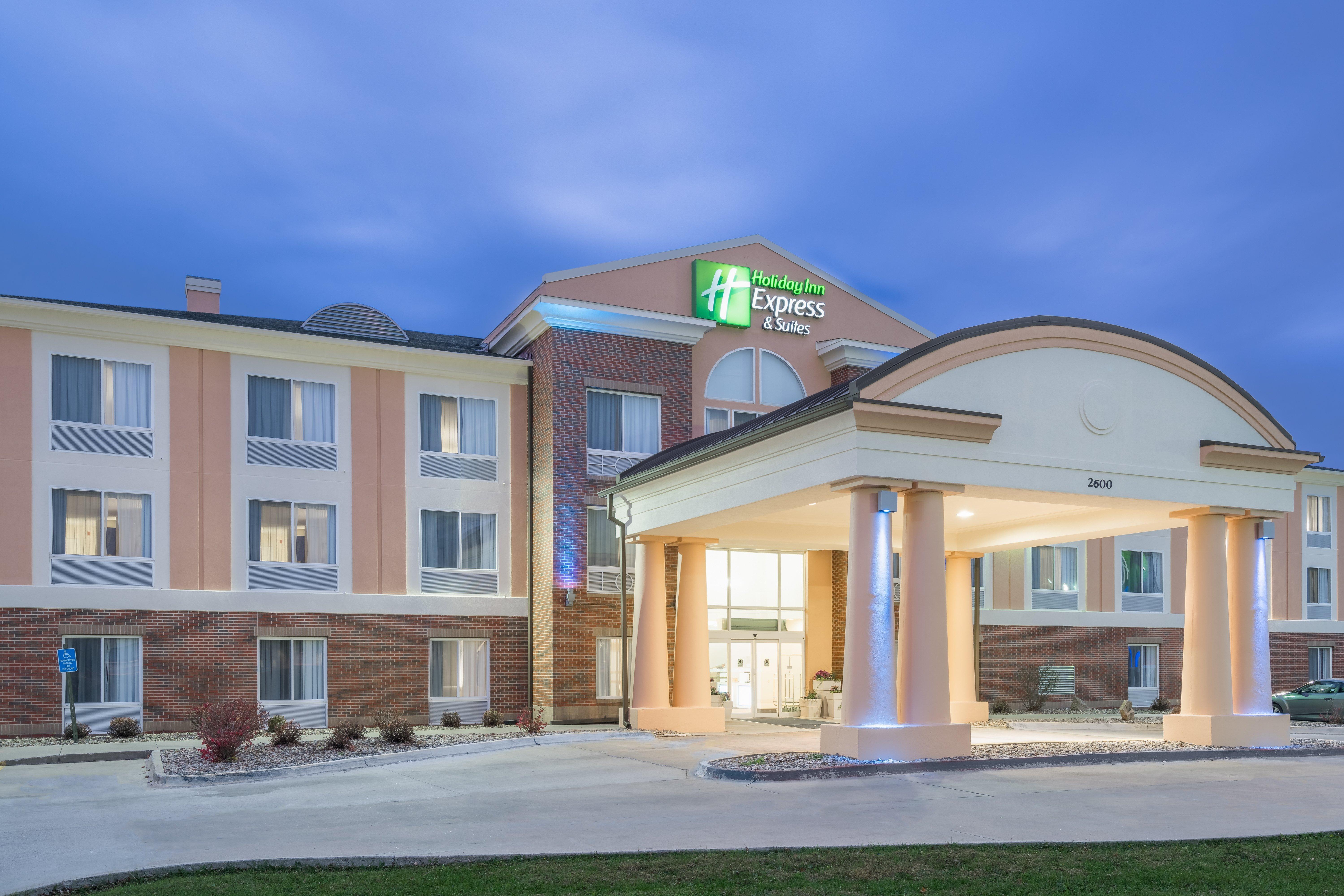 Express & By Ihg Hotel 3*