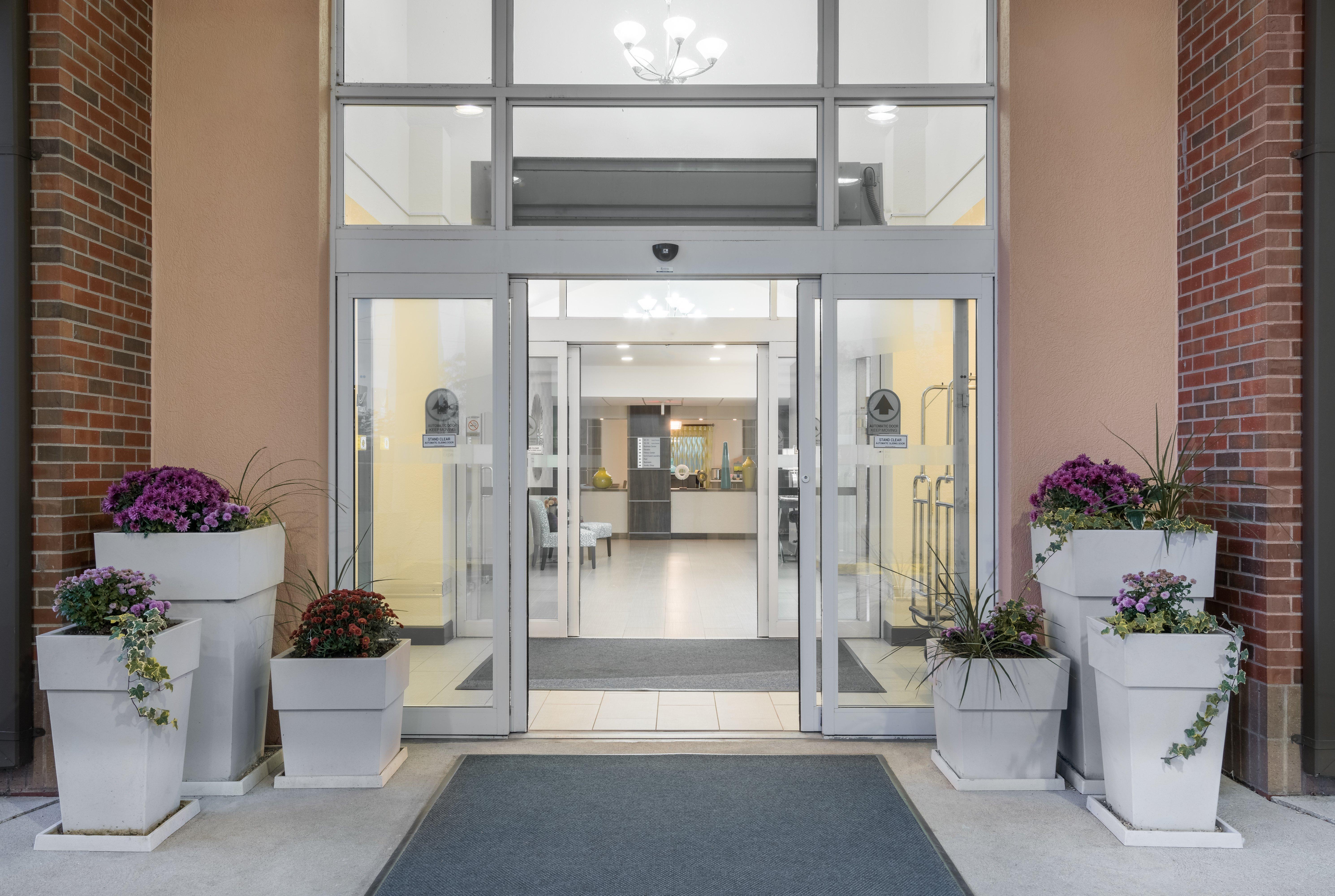 Express & By Ihg 3* Ames