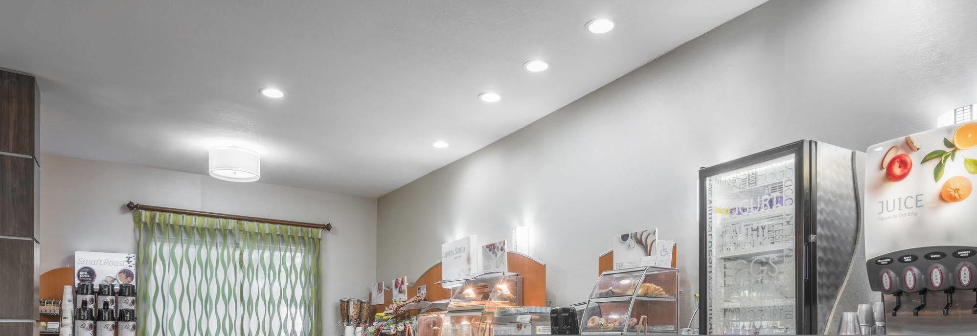 Hotel Express & By Ihg 3*