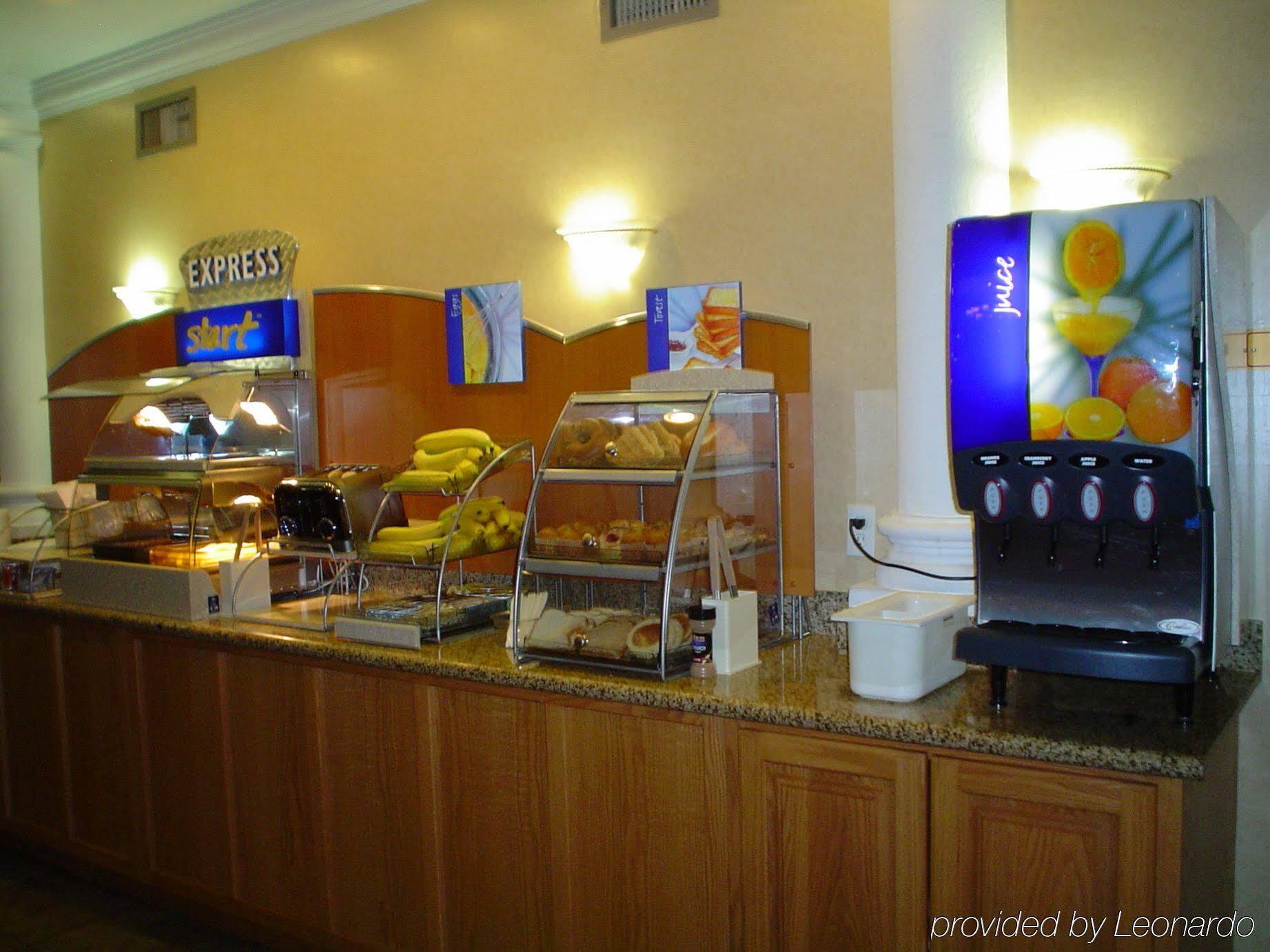 Express & By Ihg 3*